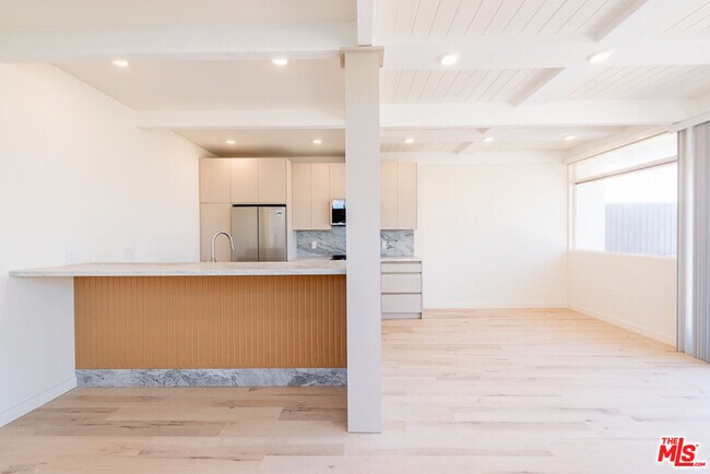 Photo - 7273 Birdview Ave Unit 1