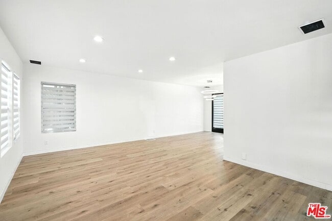 Photo - 5128 Llano Dr