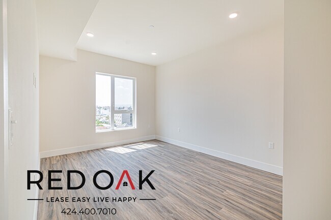 Photo - 1037 Dewey Ave Unit 304