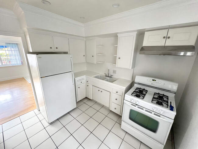 Photo - 8576 Holloway Dr