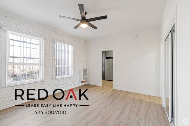 Building Photo - 245 N Kenmore Ave Rental