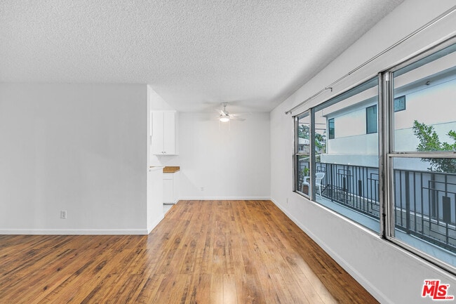 Photo - 1812 N Gramercy Pl Unit 4