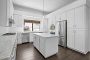 Photo - 1142 Earlham Ct House