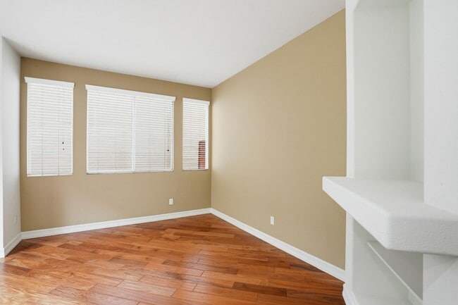 Photo - 3 Bd, 2/5 Ba Scripps Ranch Home with Attached Garage and A/C