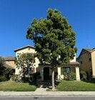 Photo - Modern 5 Bed, 4.5 Bath Home in Tustin Legacy