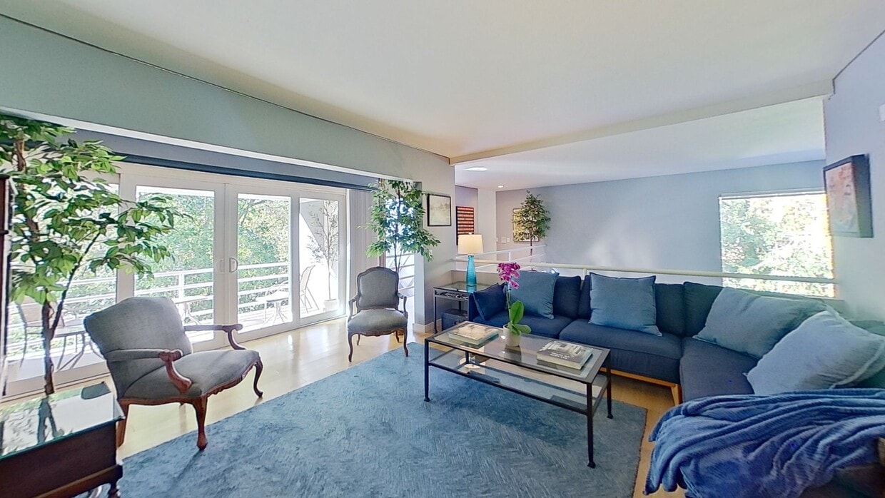 3D Tour - 7943 Willow Glen Rd