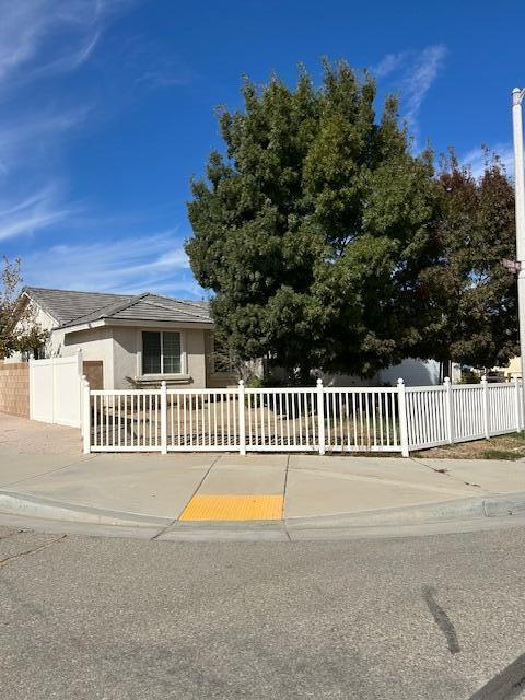 Photo - 42909 Edson Ave