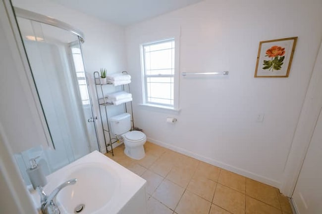 Photo - 5648 Berkshire Dr Unit 5646-A