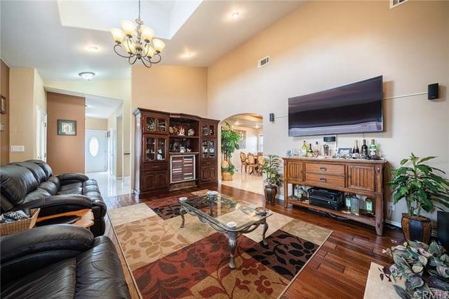 Photo - 4015 W 133rd St