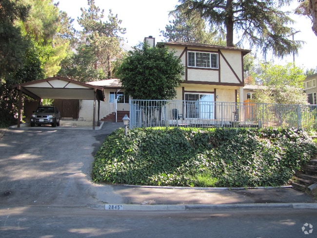 Building Photo - 2845 Markridge Rd Rental