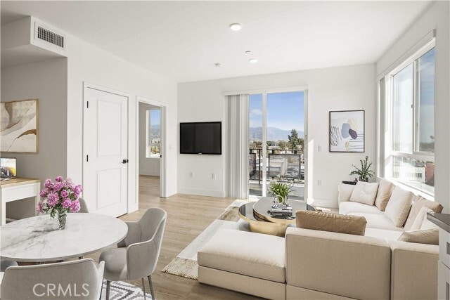 Photo - 11714 Archwood St Unit 204