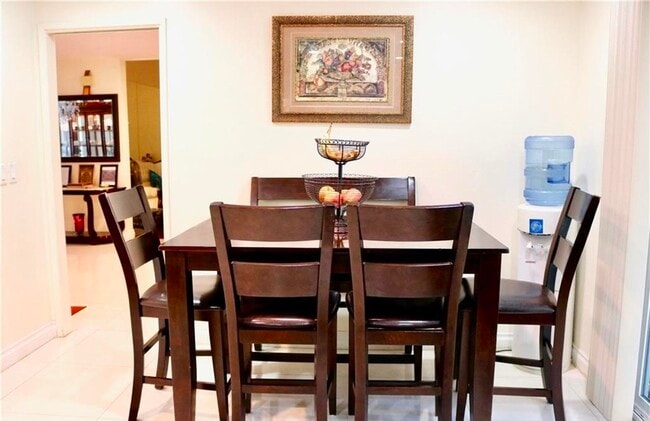 Photo - 10638 Balcom Ave