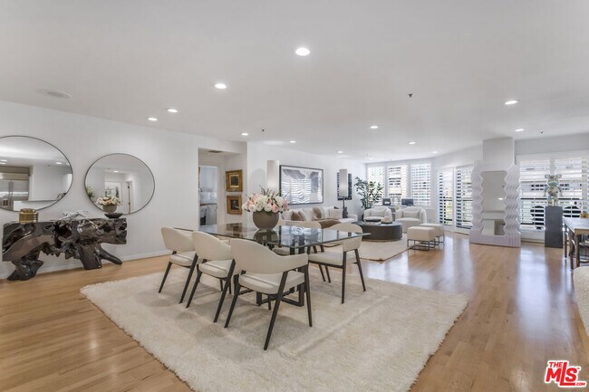 Building Photo - 10724 Wilshire Blvd Unit 1005