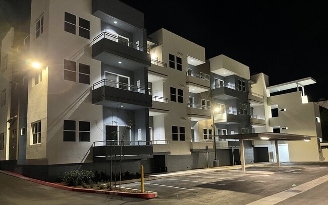 Photo - 2 bedrooms 2 baths in Escondido over at the GRAND VIEW APARTMENTS Unit 1316 E Grand Avenue 303