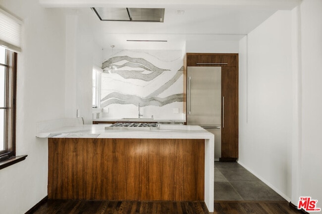 Photo - 1302 N Sweetzer Ave Unit 403