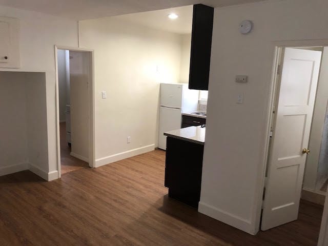 Building Photo - 916 N Screenland Dr Unit A