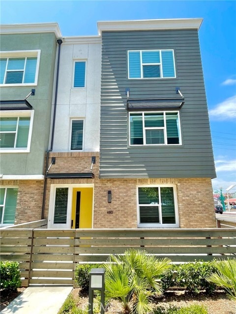 Building Photo - 480 Shelby Ln