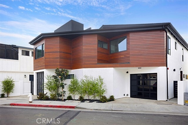 Building Photo - 4017 Channel Pl