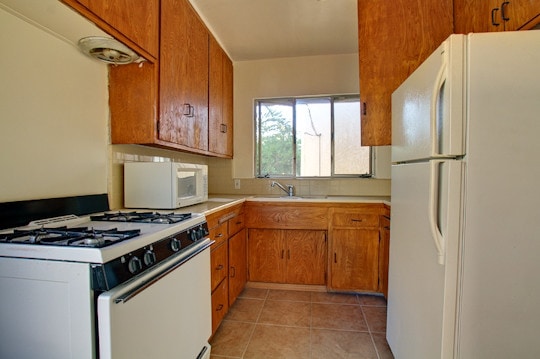Kitchen - 2430 20th St Unit C