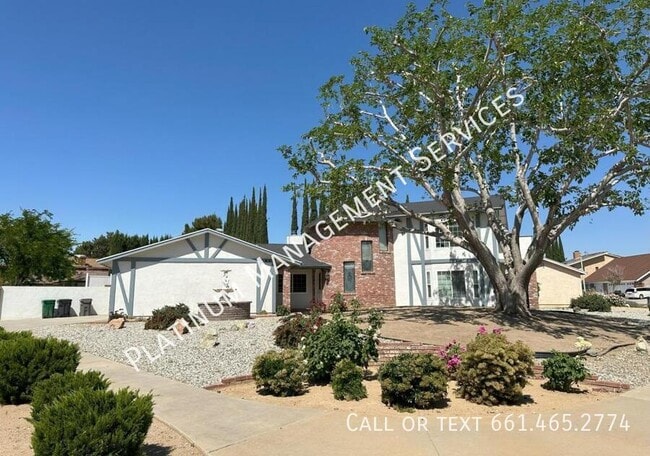Photo - 404 Fairway Dr House