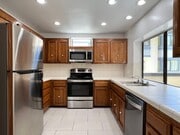 Photo - Spacious 2 Bedroom 2-1/2 Bathroom Townhome with 2-car garage in La Jolla near UCSD
