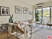 Photo - 999 N Doheny Dr Unit 904