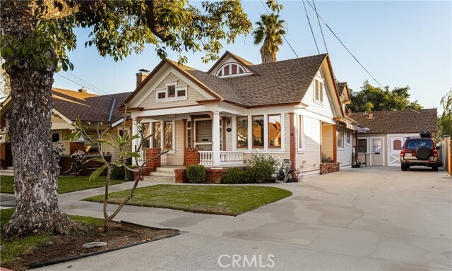 Building Photo - 243 N Grand St