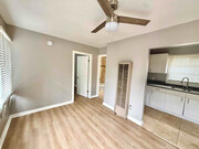 Photo - 532 W 77th St Apartment Unit 1/2
