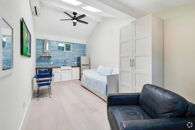 Building Photo - 9955 Baybreeze Dr Rental