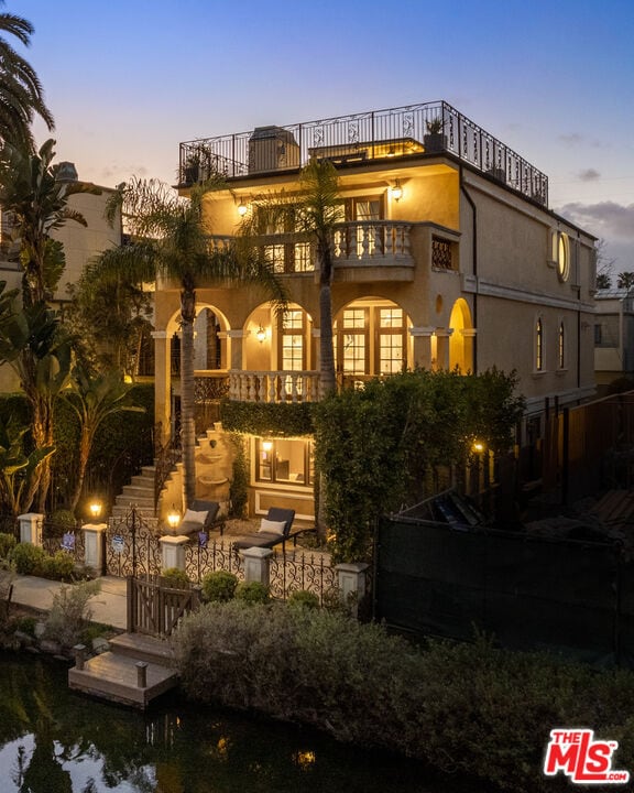 Photo - 405 Sherman Canal