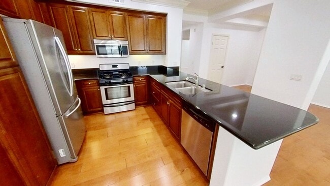 Photo - 37 Spanish Lace