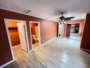 Master bedroom - 5890 Noble St