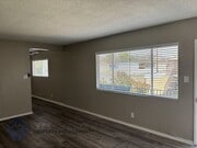 Photo - 117 E. Leatrice