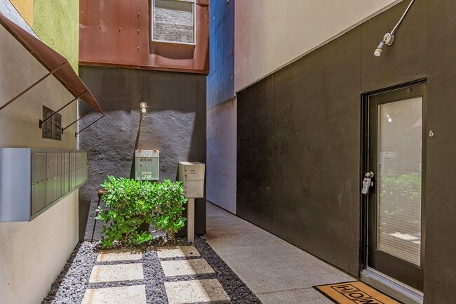 Photo - 2 Bed 2 Bath in The Heart of Little Italy