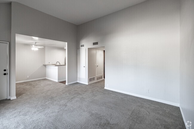 2BR, 1BA - 925SF - Living Room - Gilbert Court Apartments