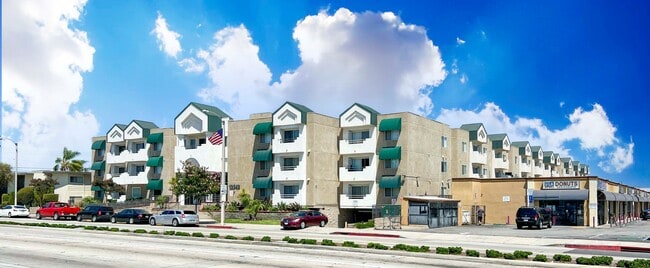 BUILDING - Aspen Place