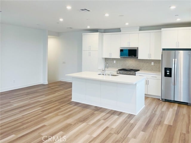 Building Photo - 1618 W Cara Dr