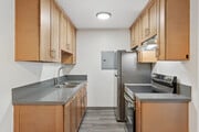 1BR, 1BA - 581SF - Kitchen - Valley Pride Village