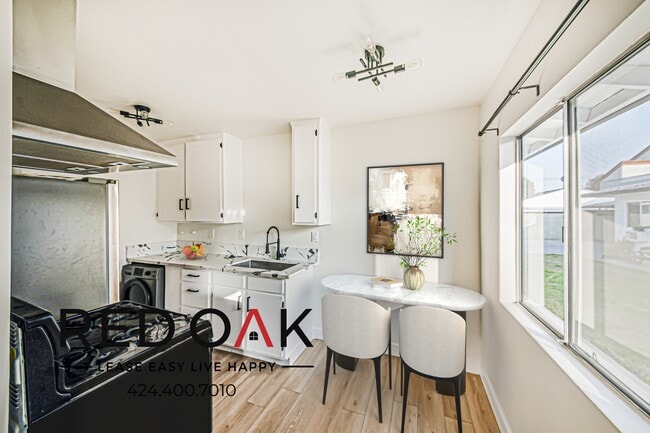 Photo - 8136 Constance St Unit 8138