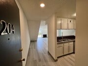 Photo - 3715 S Canfield Ave Unit 204