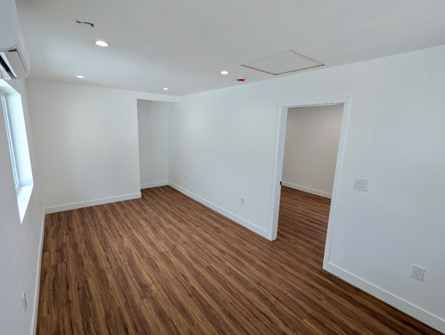 Photo - 23324 Maltby Pl