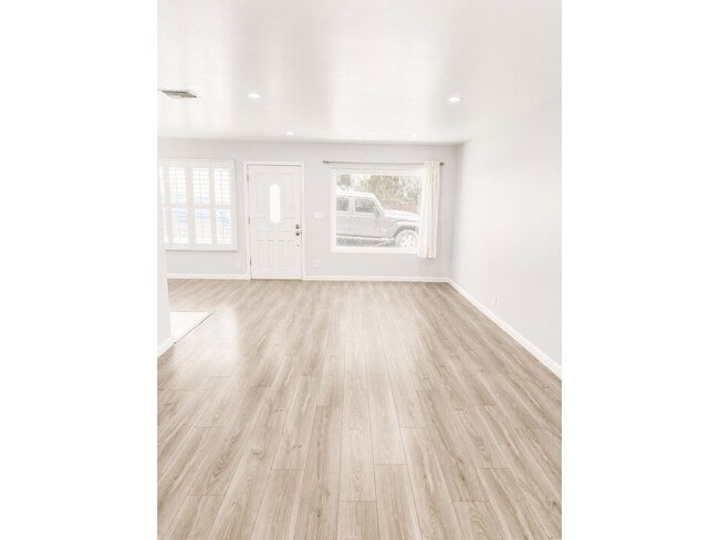 Photo - 3616 5th Ave Unit 3616 5th Ave,  1