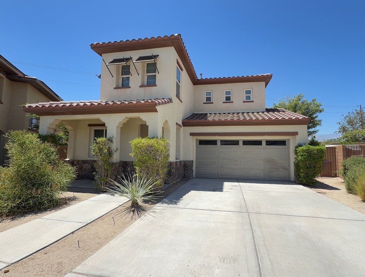 COMING SOON! GORGEOUS 4 Bedroom 3 Bathroom POOL HOME in Palm Desert! - COMING SOON! GORGEOUS 4 Bedroom 3 Bathroom POOL HOME in Palm Desert!