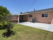 Photo - 3 Bedroom 2 Bath Well Kept Traditional Hom... House