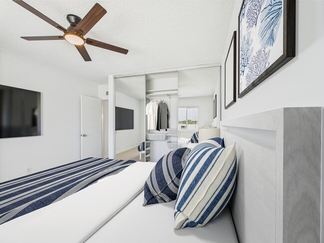 Photo - Ocean Park Boulevard