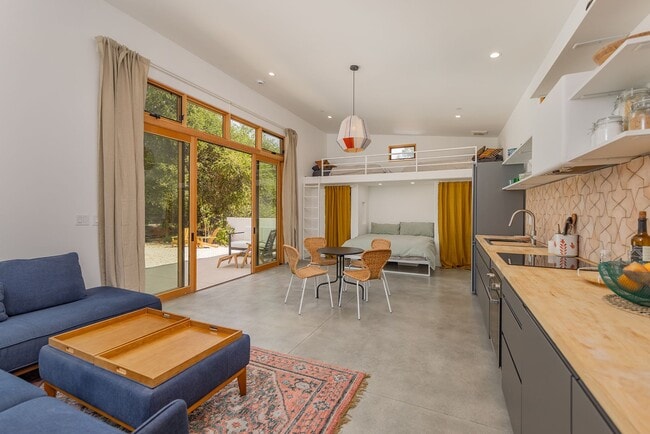 Photo - Ojai hideaway!