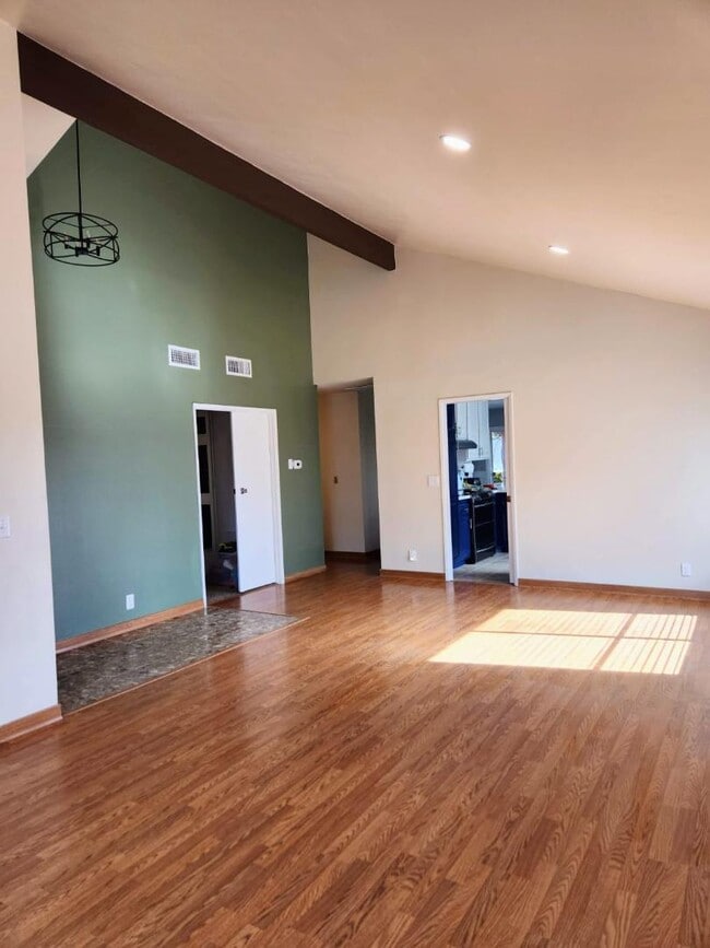 Photo - 1897 Cabrena St