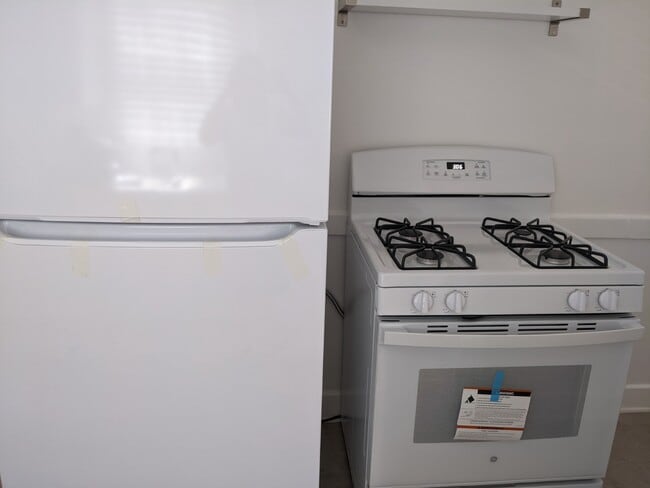 kitchen - 7716 Lexington Ave