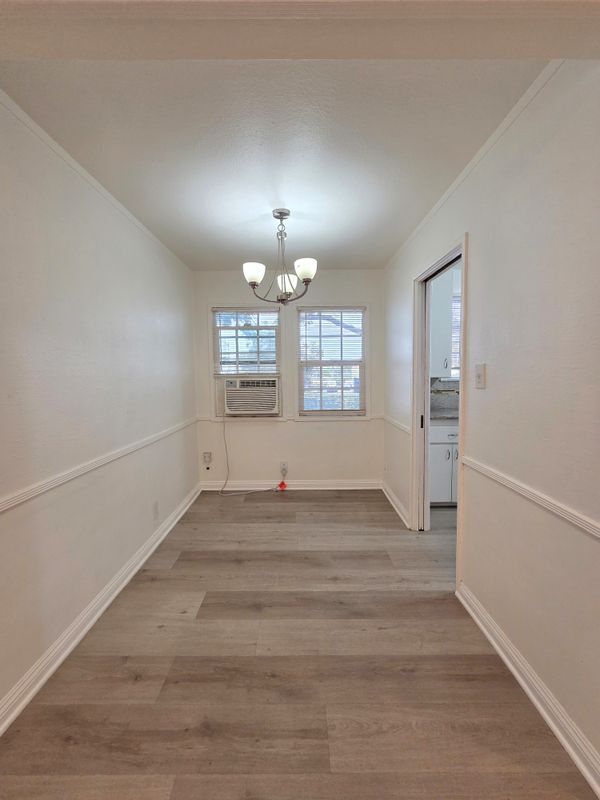 Photo - 3705 S Victoria Ave