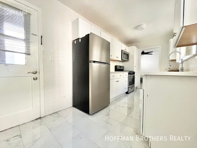 Photo - 1835 S Beverly Glen Blvd Unit A